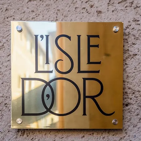 L'ISLE D'OR - LES AMANDIERS- 1er étage Esterno foto