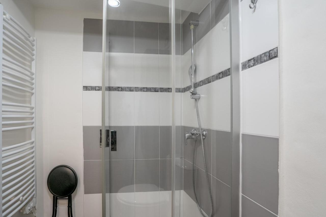 D'or - Les Amandiers - 3 Etoiles - 1er Etage LʼIsle-sur-la-Sorgue